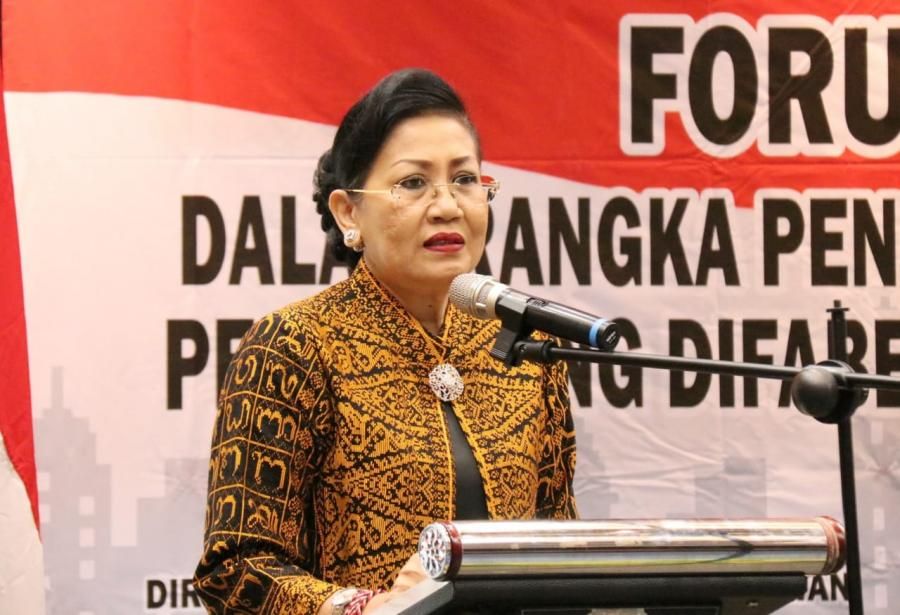 podiumnews.com-Ny Putri Koster Ajak Perempuan Maknai Filosofi Sapu Lidi untuk Bersatu